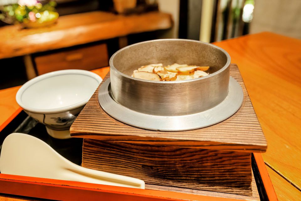 大船ホルモン探検隊:未知なる味覚の冒険に出発せよ！